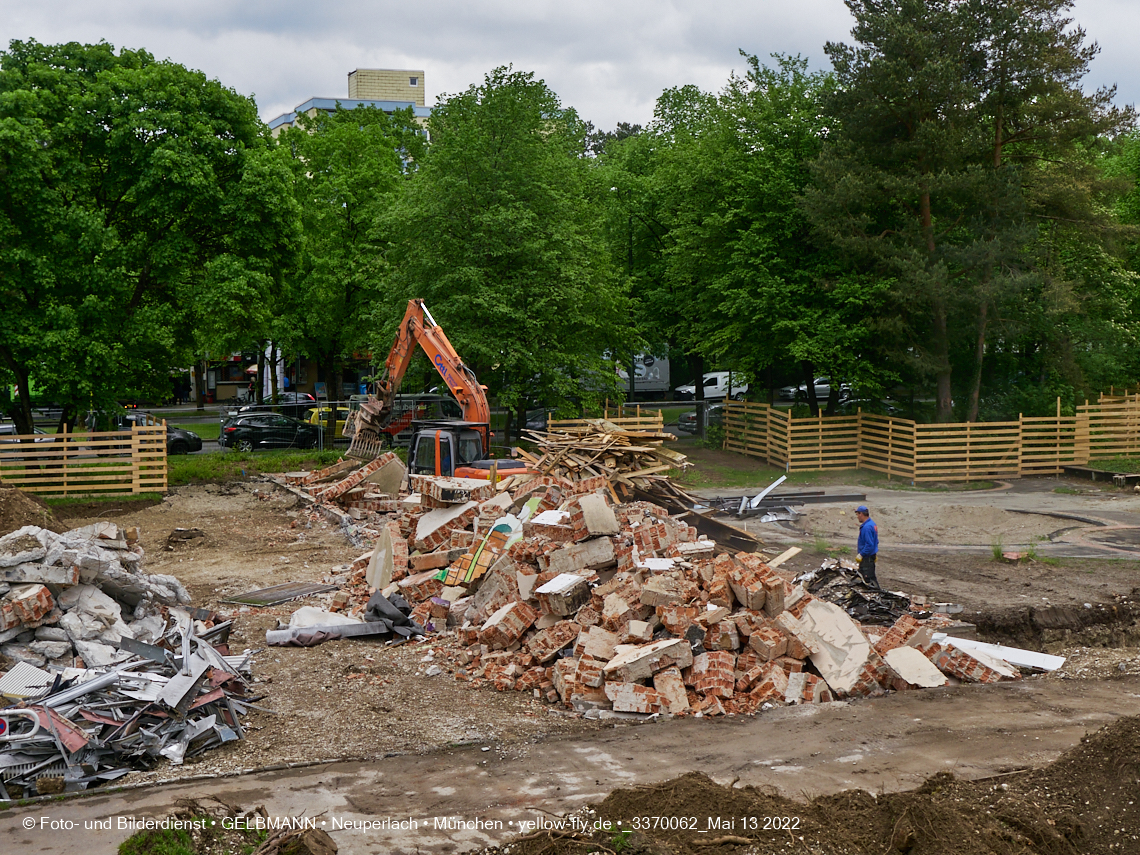 13.05.2022 - Baustelle am Haus für Kinder in Neuperlach